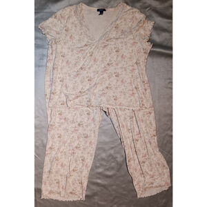 Chaps Pajamas Set Womens Size 1X Pink Floral 100% Cotton Lettuce Hem Capri